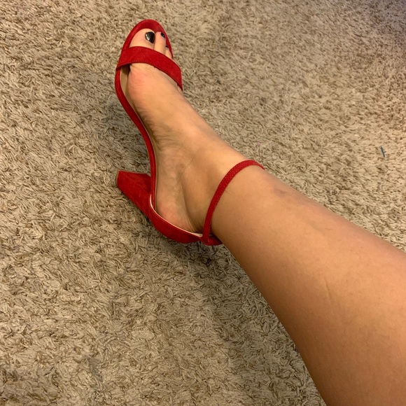 Red Heels - Picture 2 of 6
